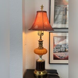 Vintage Depression Amber Glass Hollywood Regency With Key TABLE LAMP Art Deco